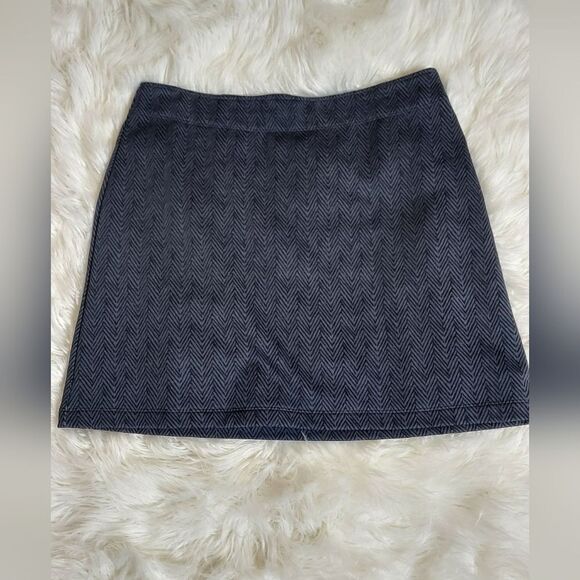 Athleta Women's Fleece-lined skirt‎ - Picture 1 of 11